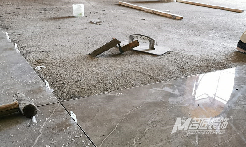 桂林装修公司剖析毛坯房装修流程之瓷砖铺贴施工