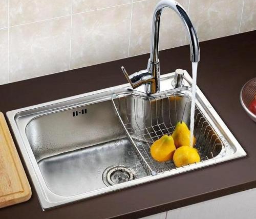 桂林厨房水槽装修设计，单槽还是双槽更方便？